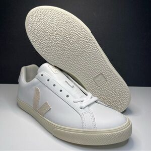 Veja Esplar Logo Leather Sneaker Women's Size 7, 8 or 9 Extra White / Sable